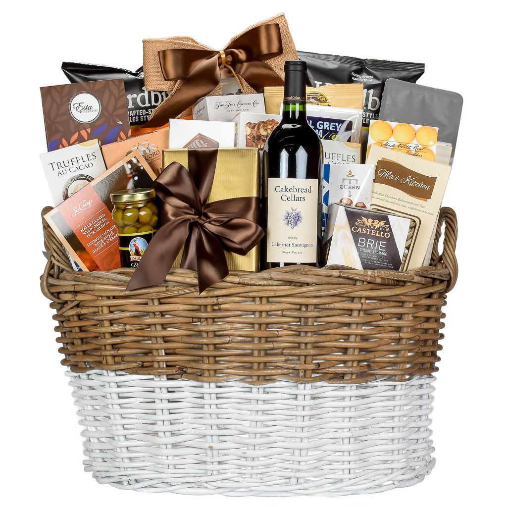 Classy And Luxurious Gift Basket For Delivery