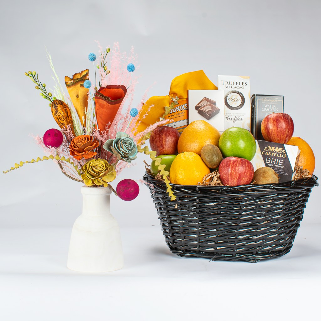 Colourful Dry Flower Arrangement Fruit