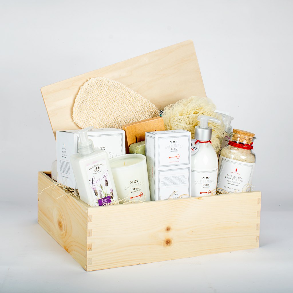 Relaxing Spa Essentials In Wooden Box